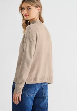 Pullover Mit Stehkragen