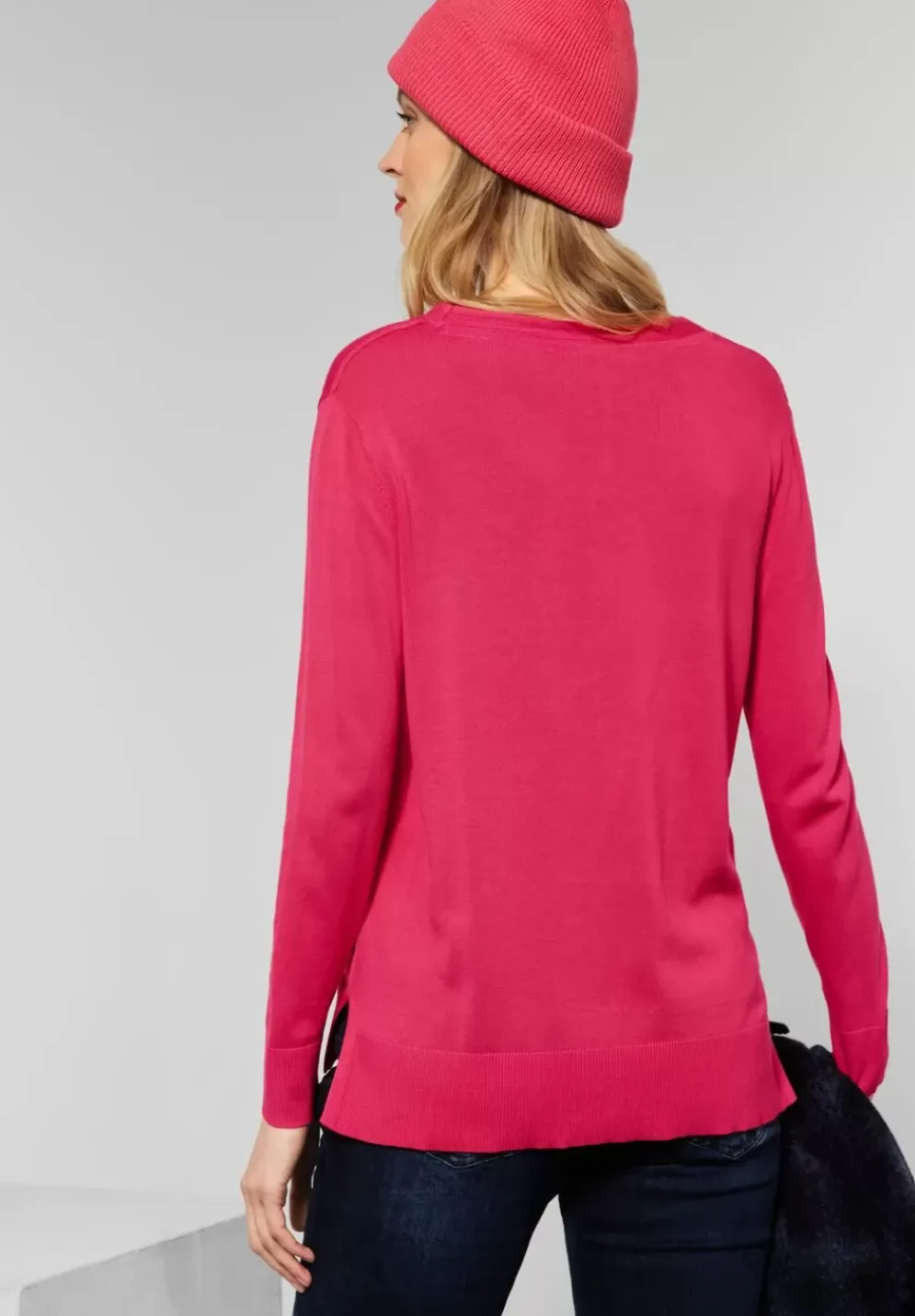 Pullover Mit V-Ausschnitt