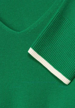 Pullover Mit V-Ausschnitt