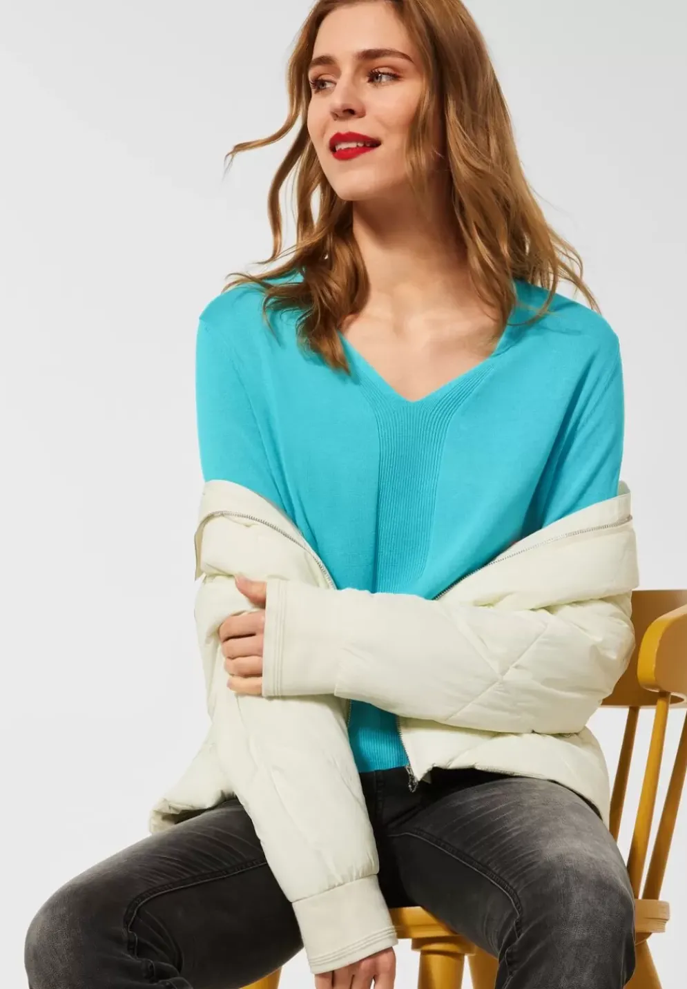 Pullover Mit V-Ausschnitt