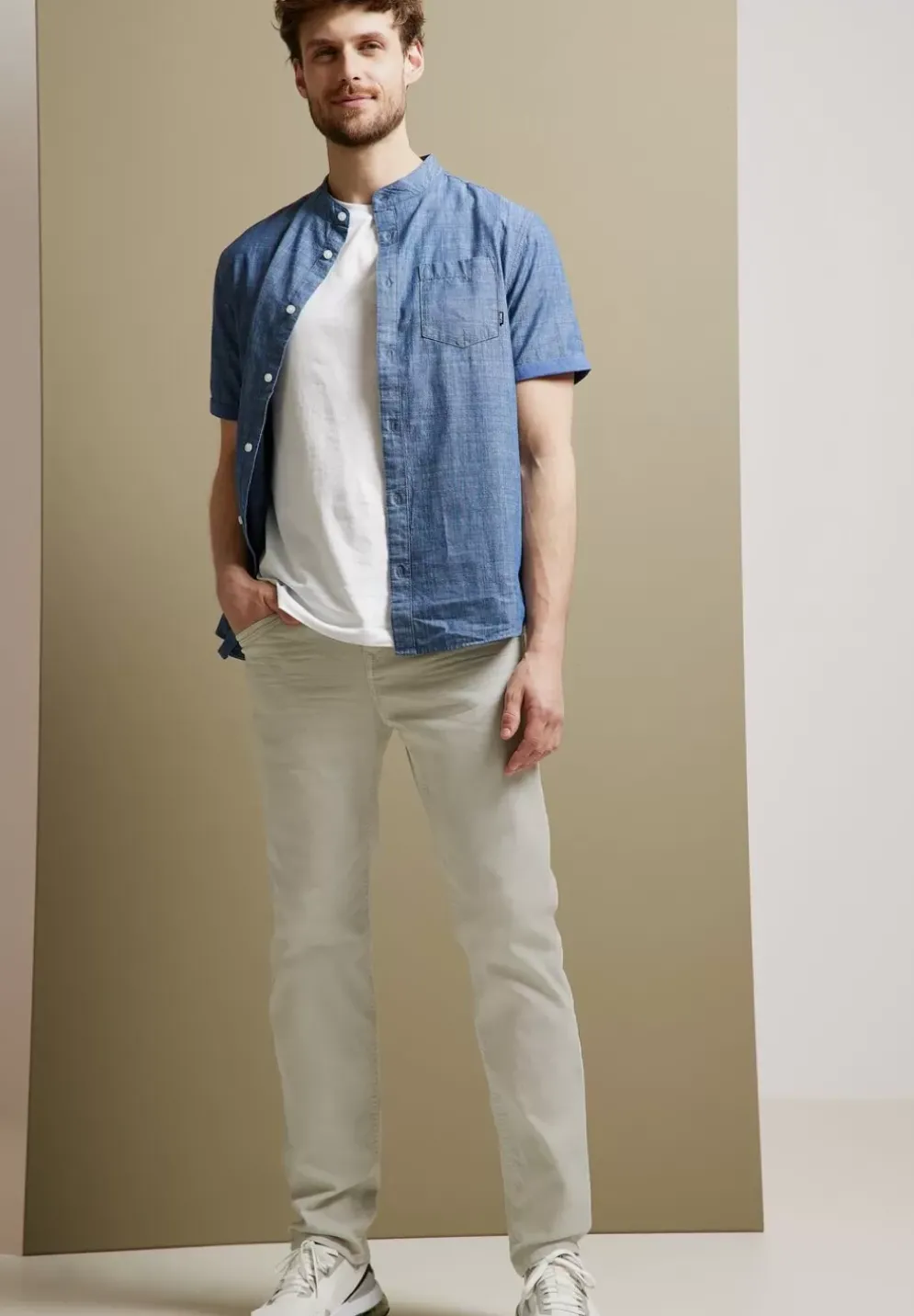 Regular Fit Colored Jeans
