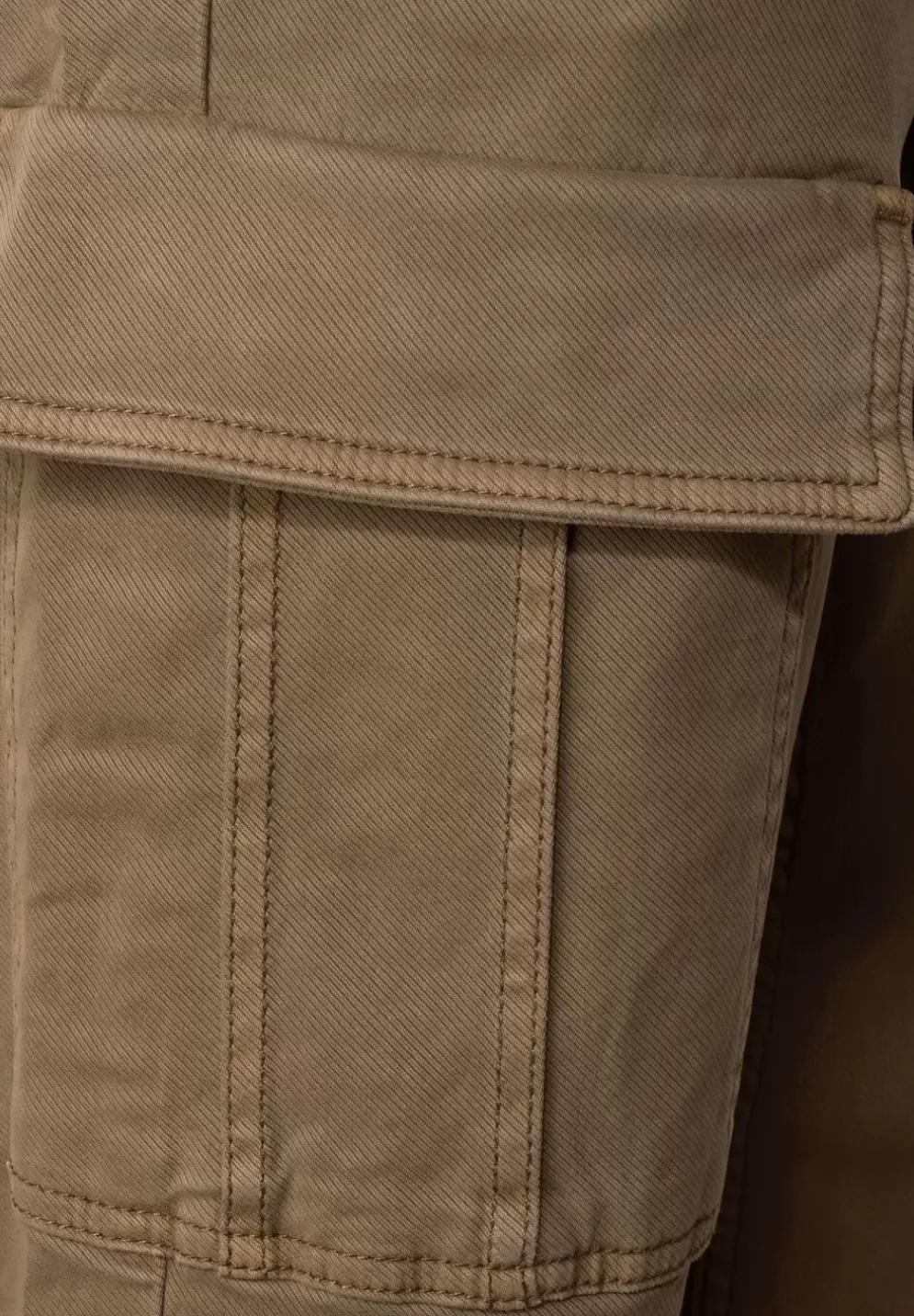 Relaxed Fit Cargo Hose