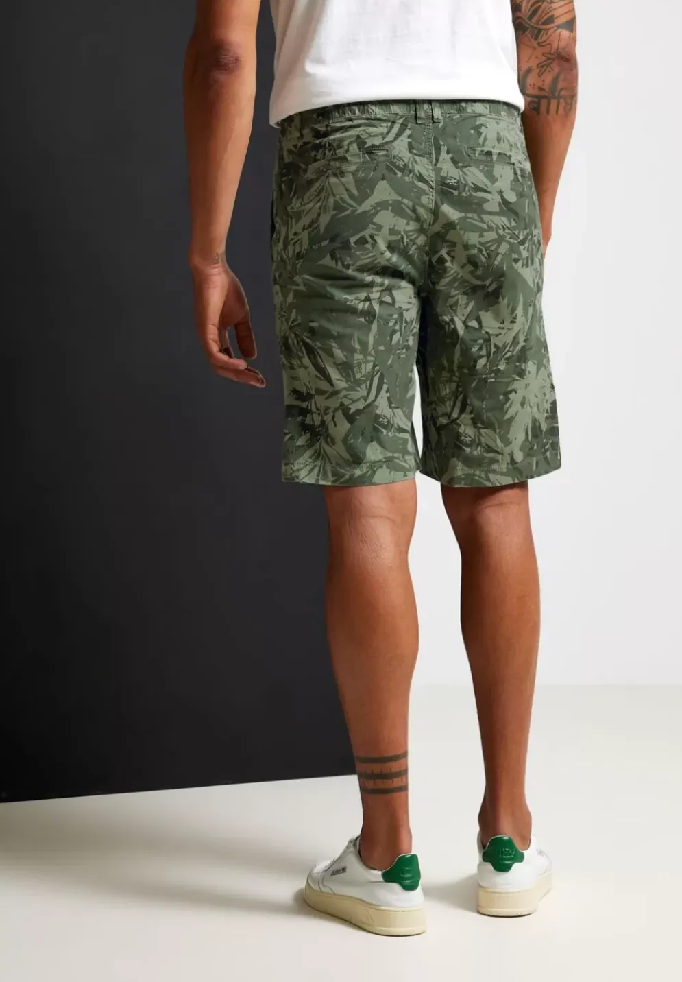Relaxed Fit Print Shorts