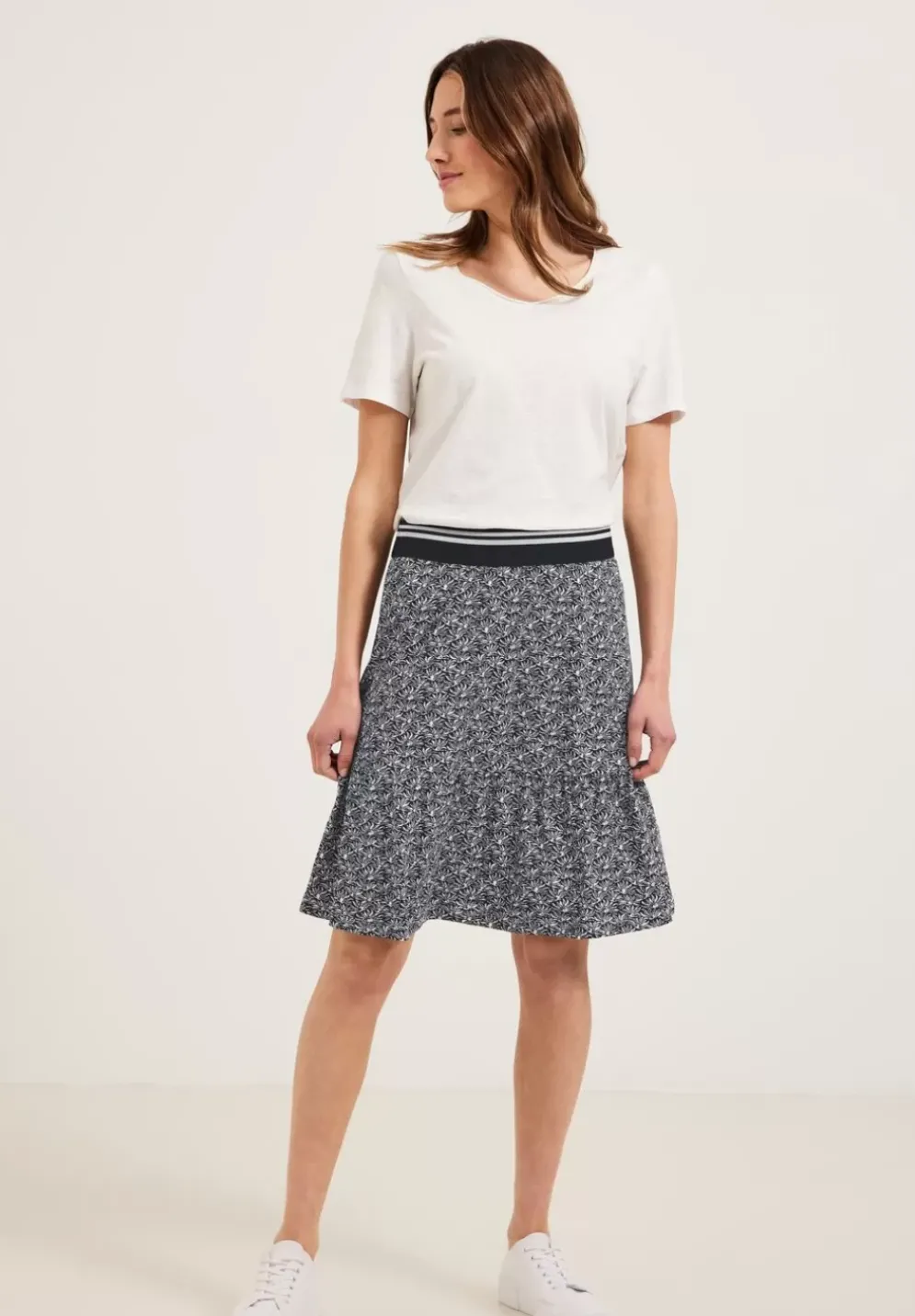 Rock Mit Minimalmuster