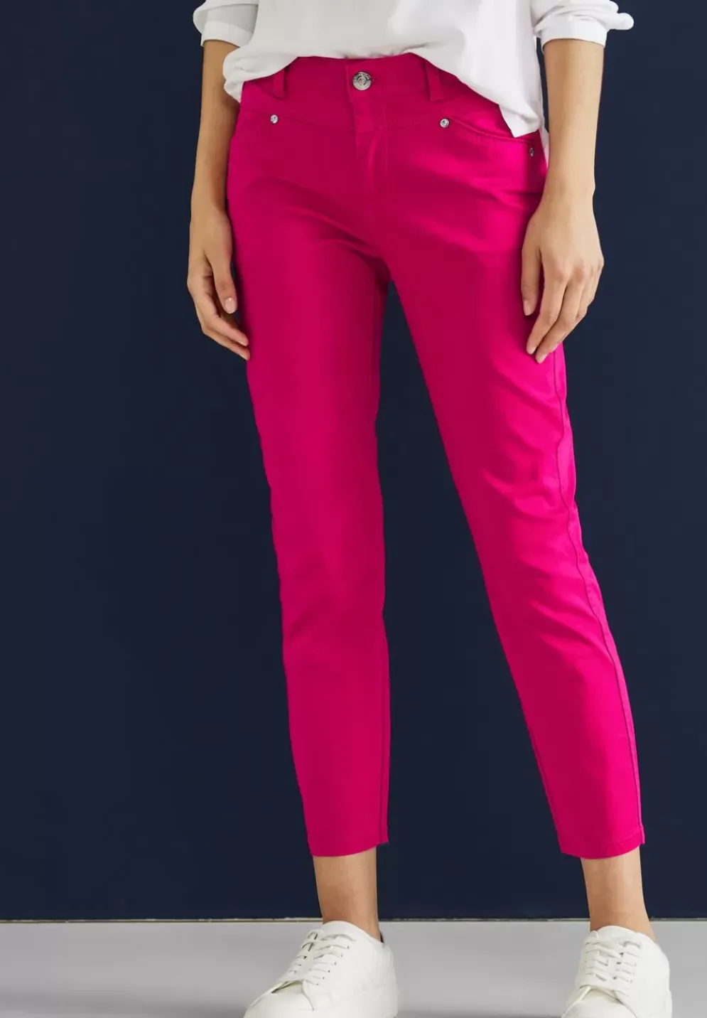 Satinierte Casual Fit Hose