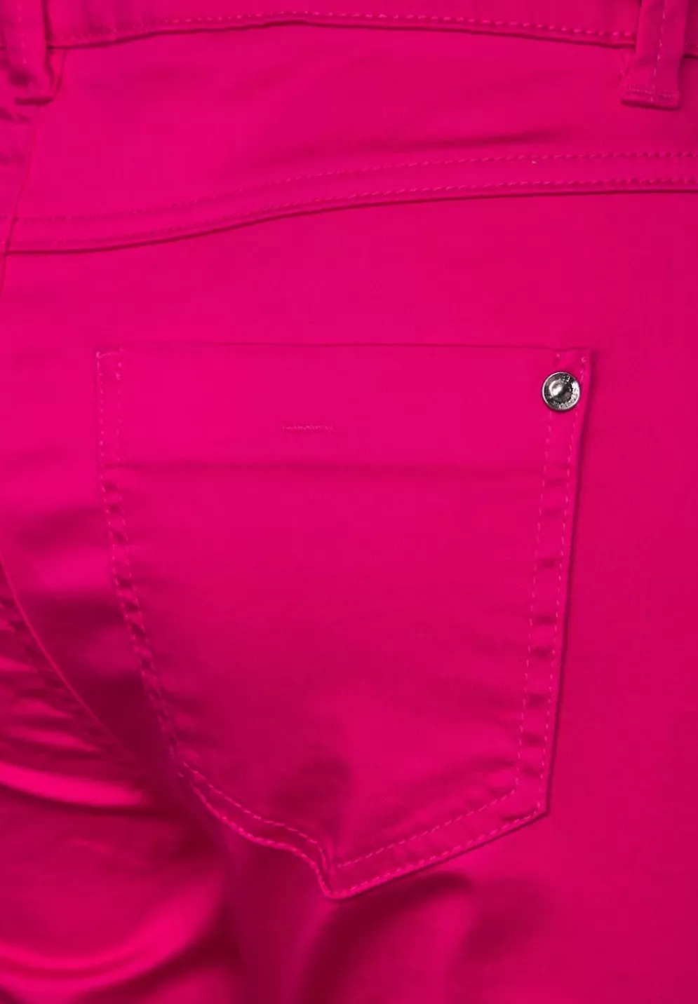 Satinierte Casual Fit Hose
