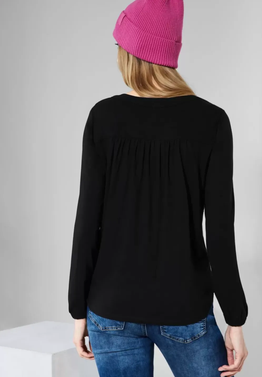 Shirt Im Materialmix