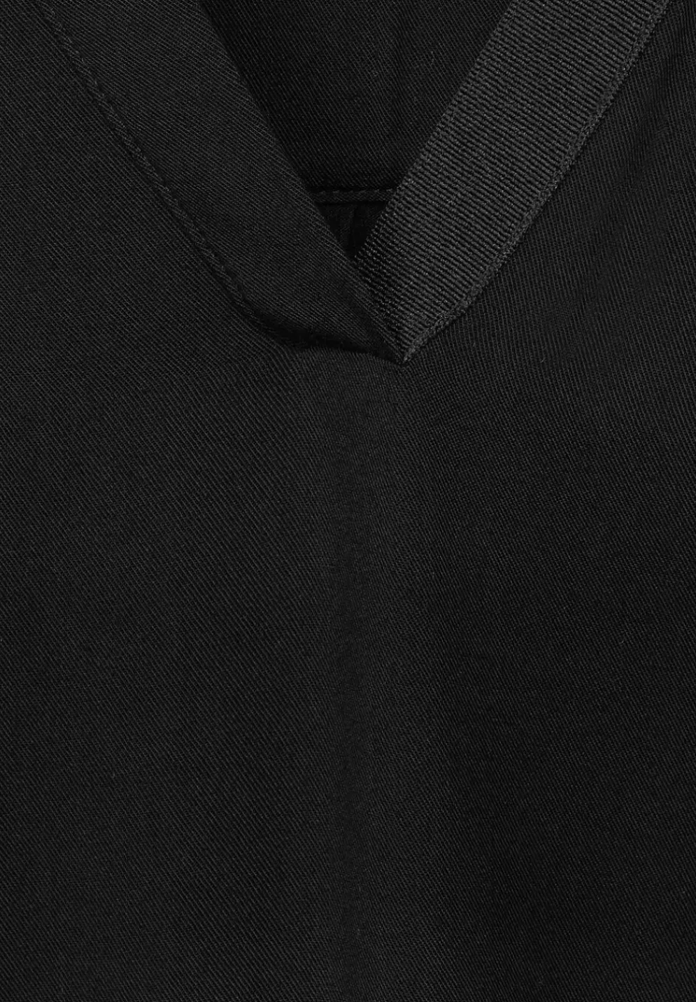 Shirt Im Materialmix