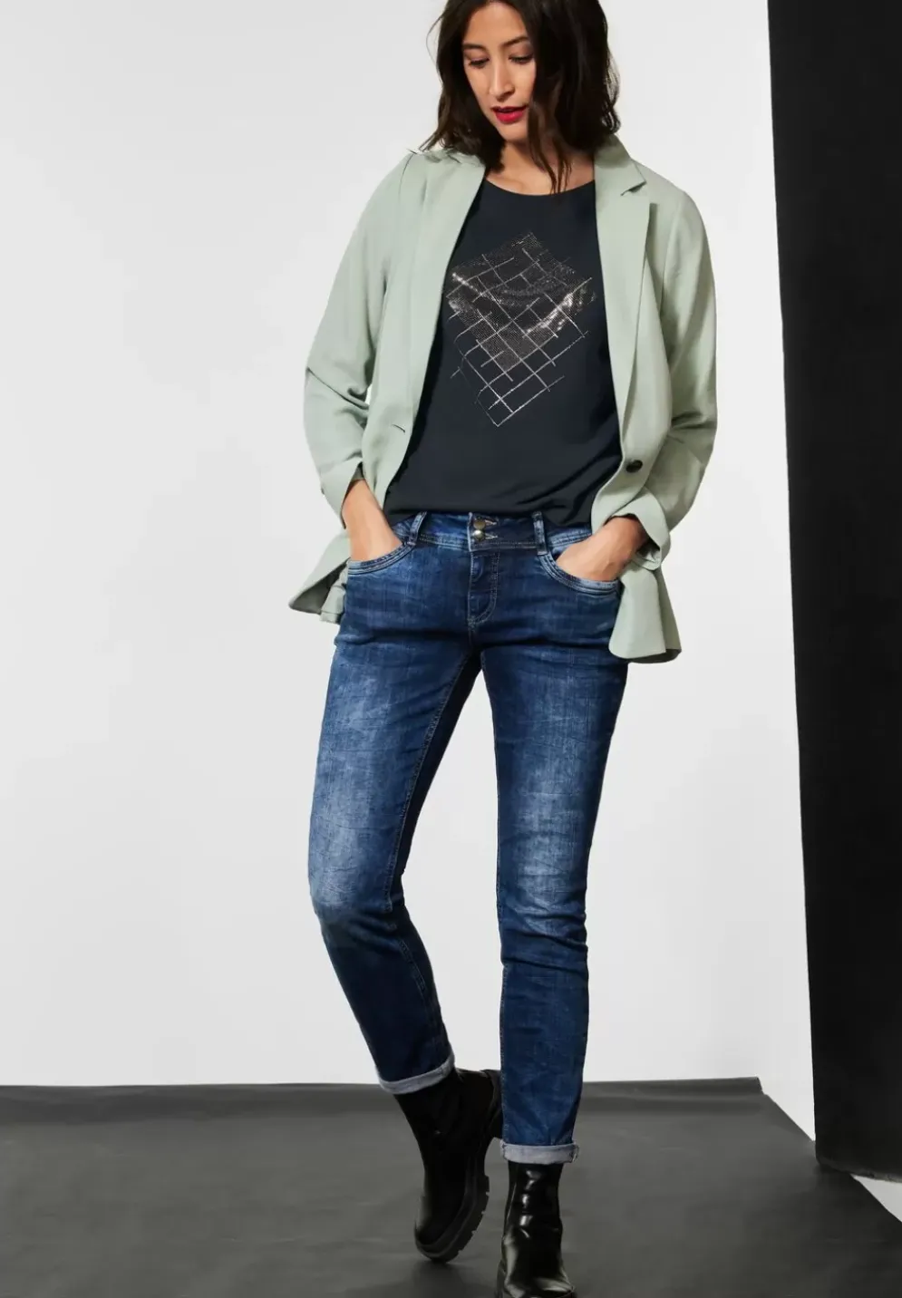 Shirt In Seidenoptik