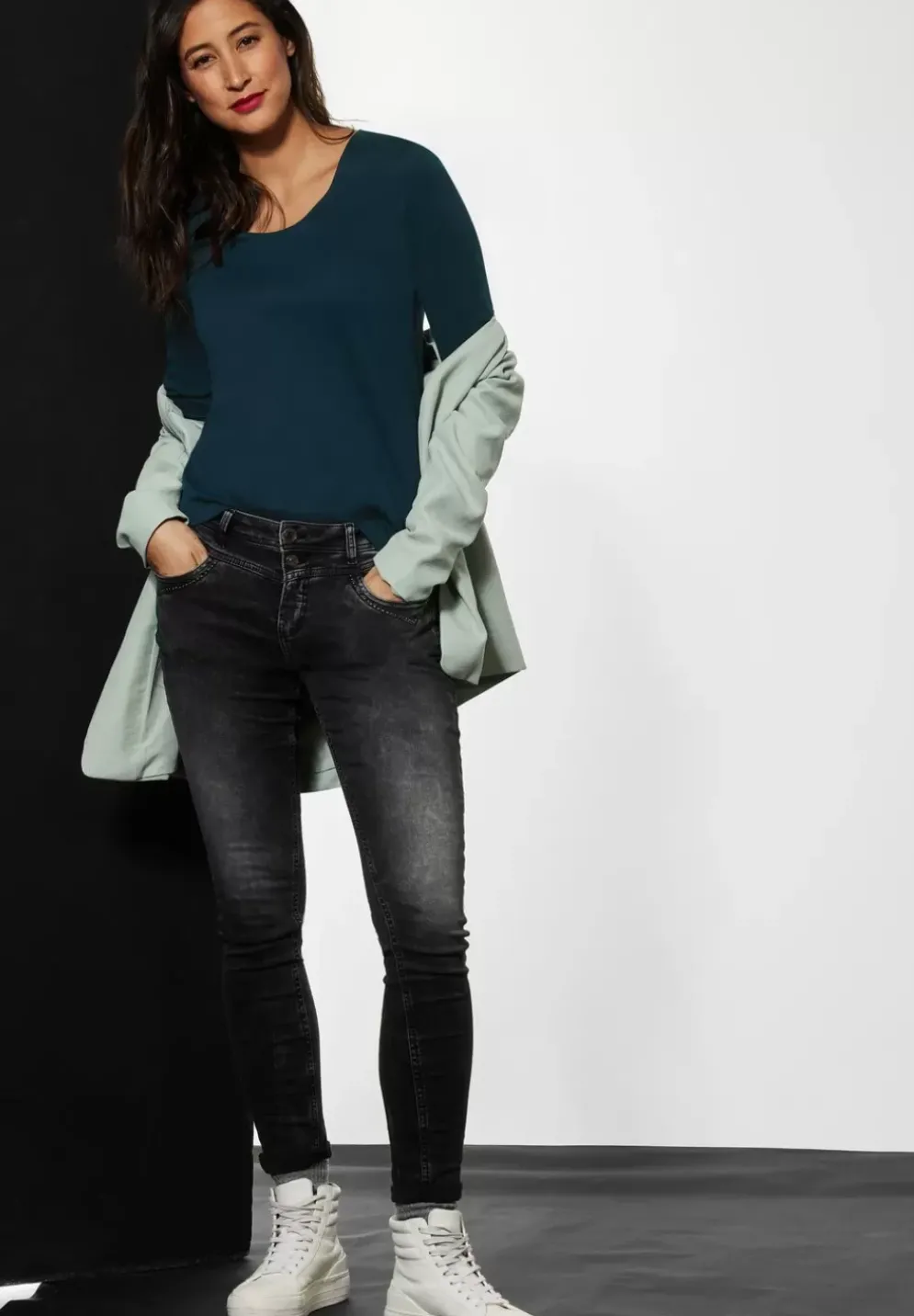 Shirt In Unifarbe
