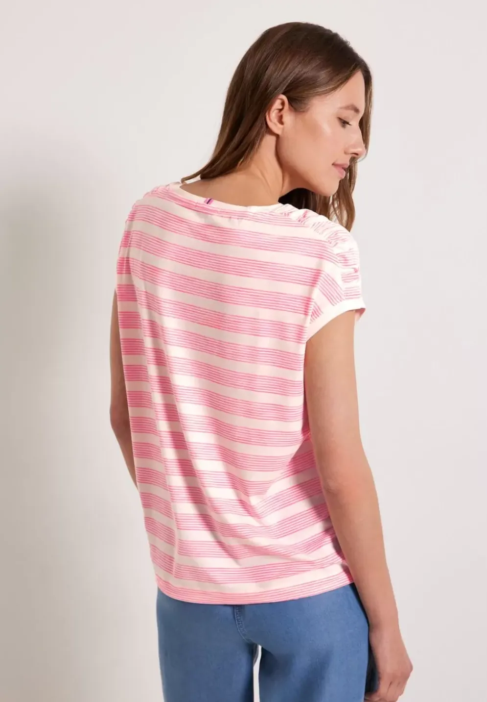 Shirt Mit Geraffter Schulter