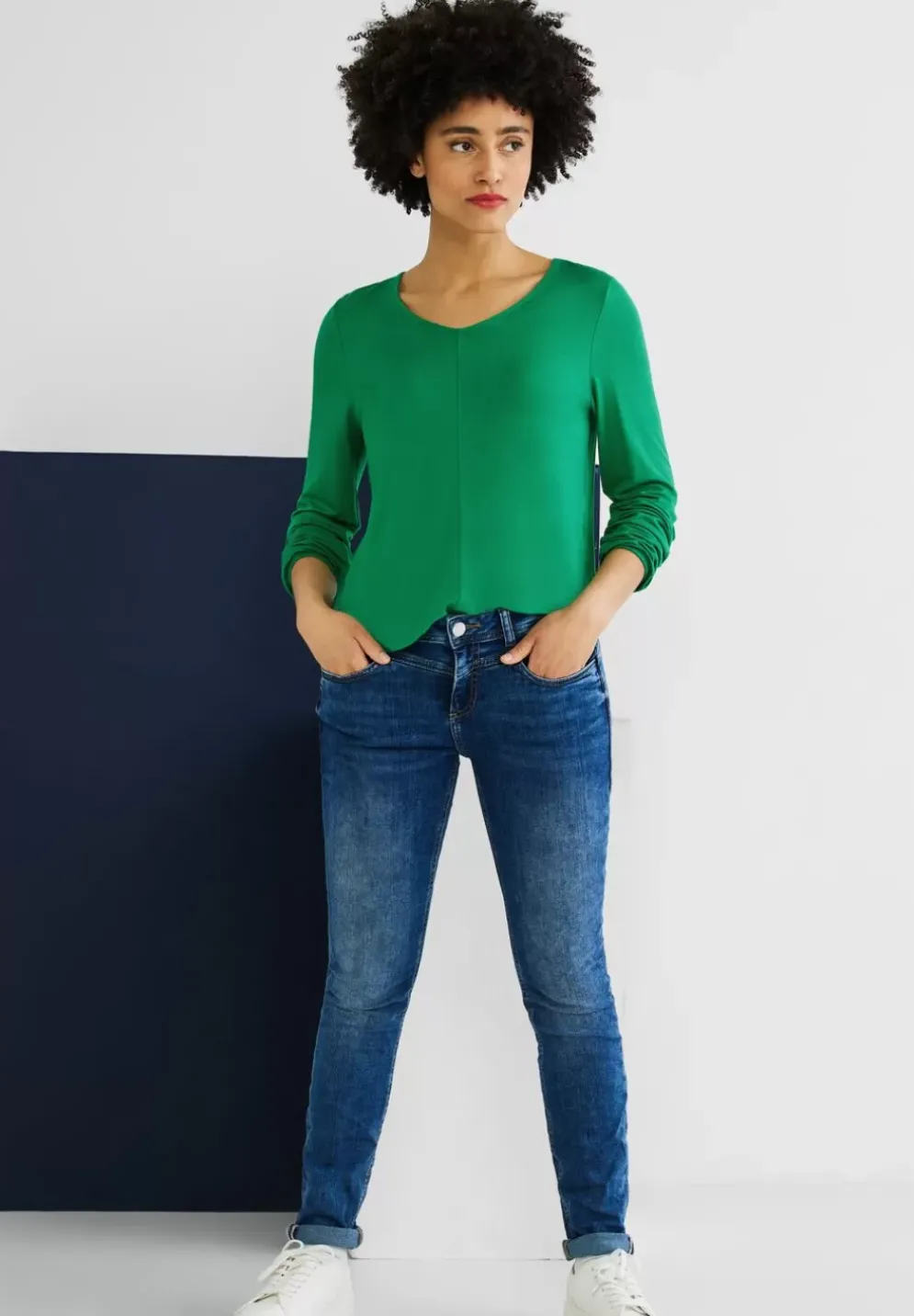 Shirt Mit Gummizug Im Saum
