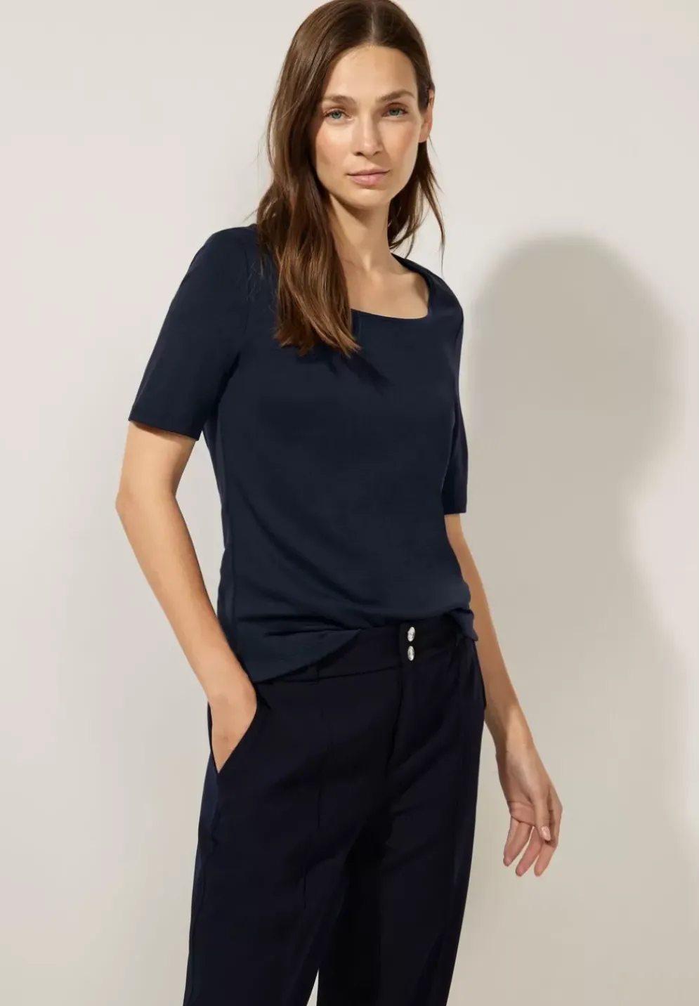 Shirt Mit Karree Ausschnitt