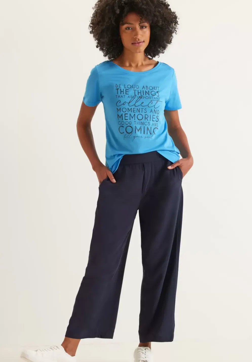 Shirt Mit Multicolor Wording