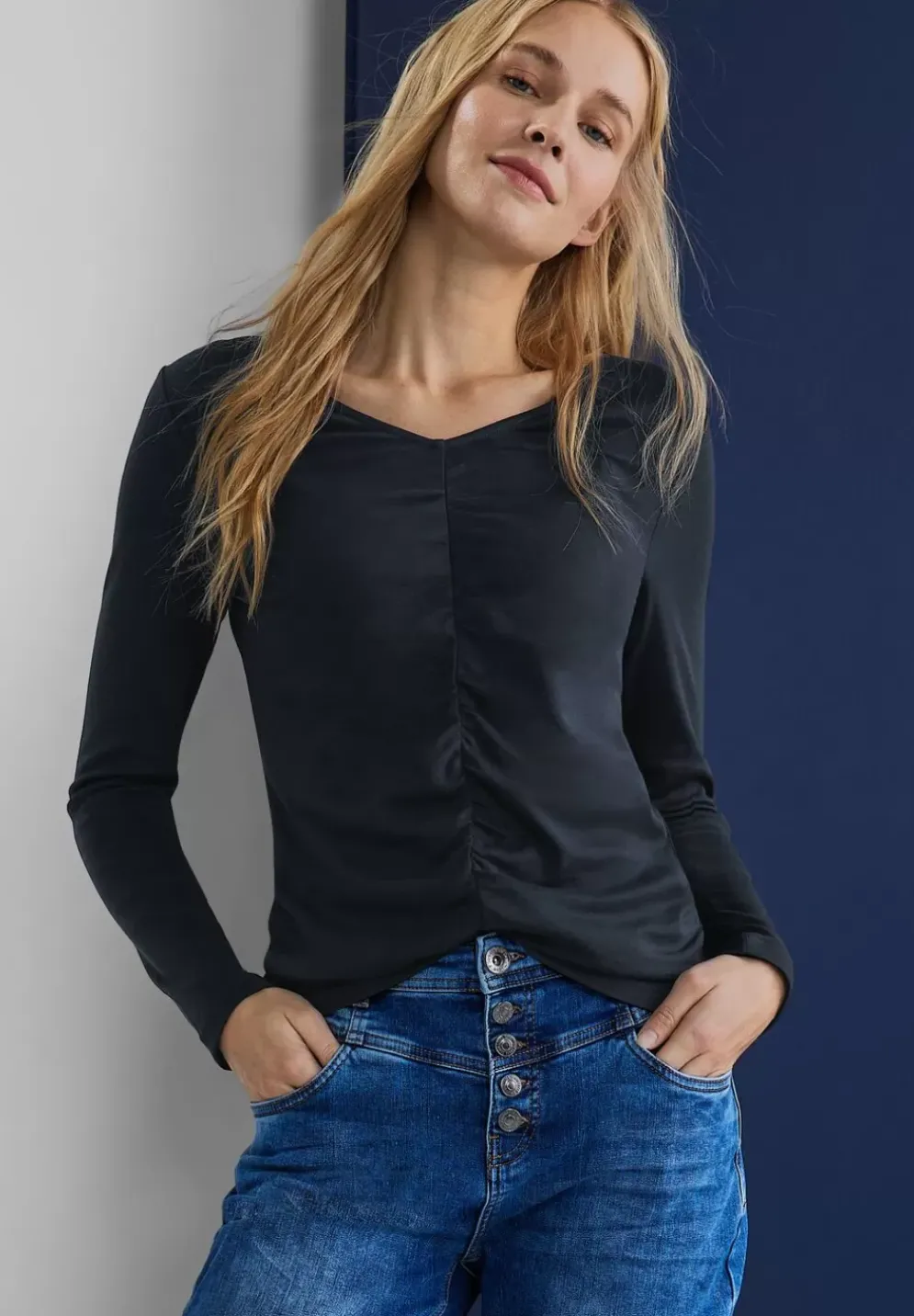 Shirt Mit Raffung