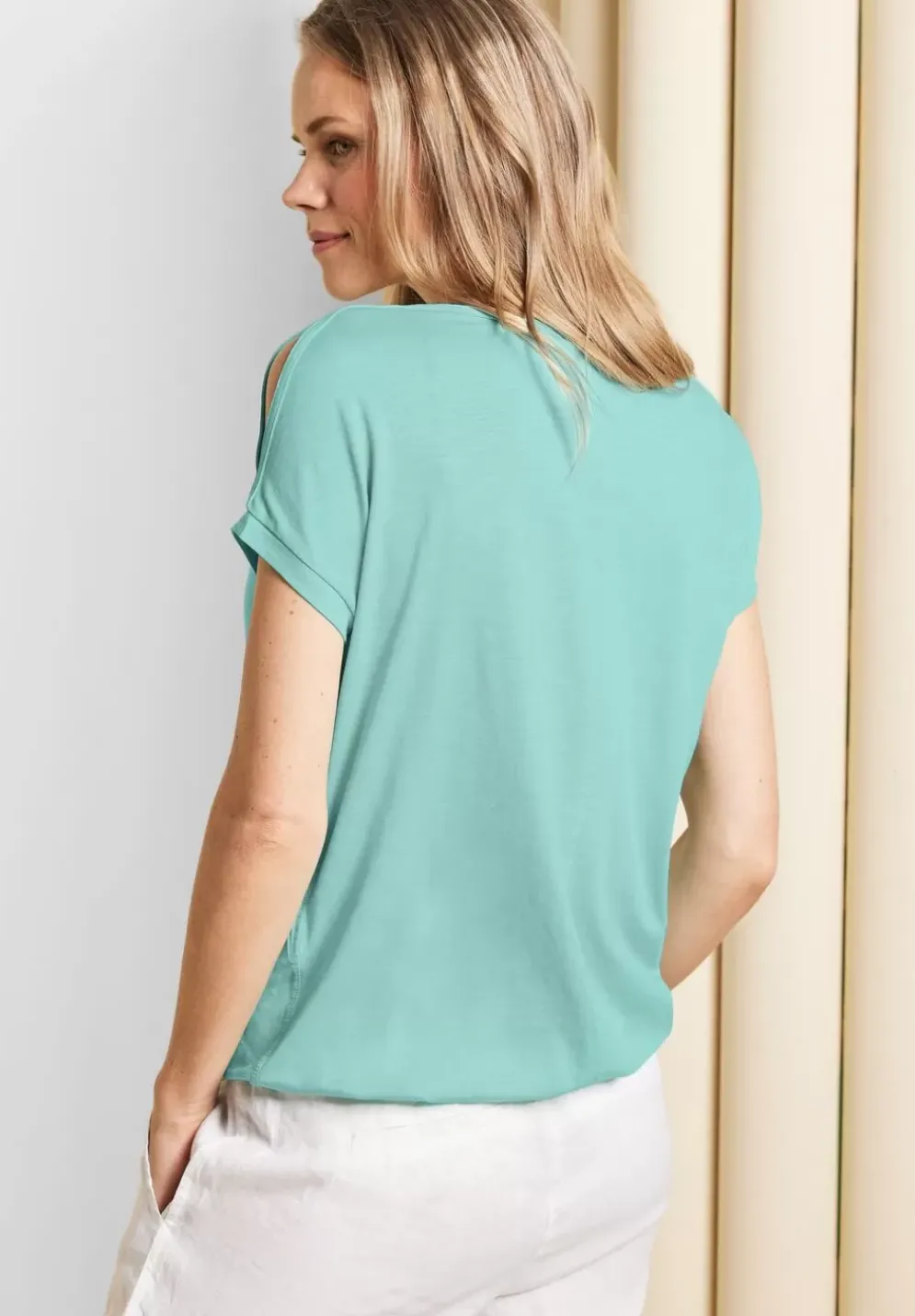 Shirt Mit Schulterschlitz