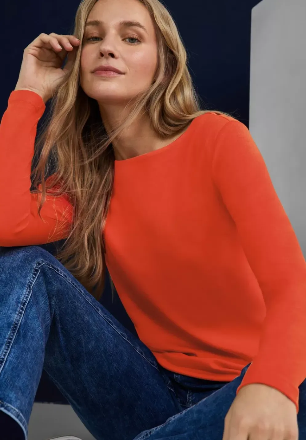 Shirt Mit U-Boot Ausschnitt