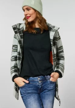 Shirt Mit U-Boot Ausschnitt