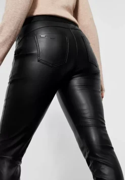 Skinny Fit Hose