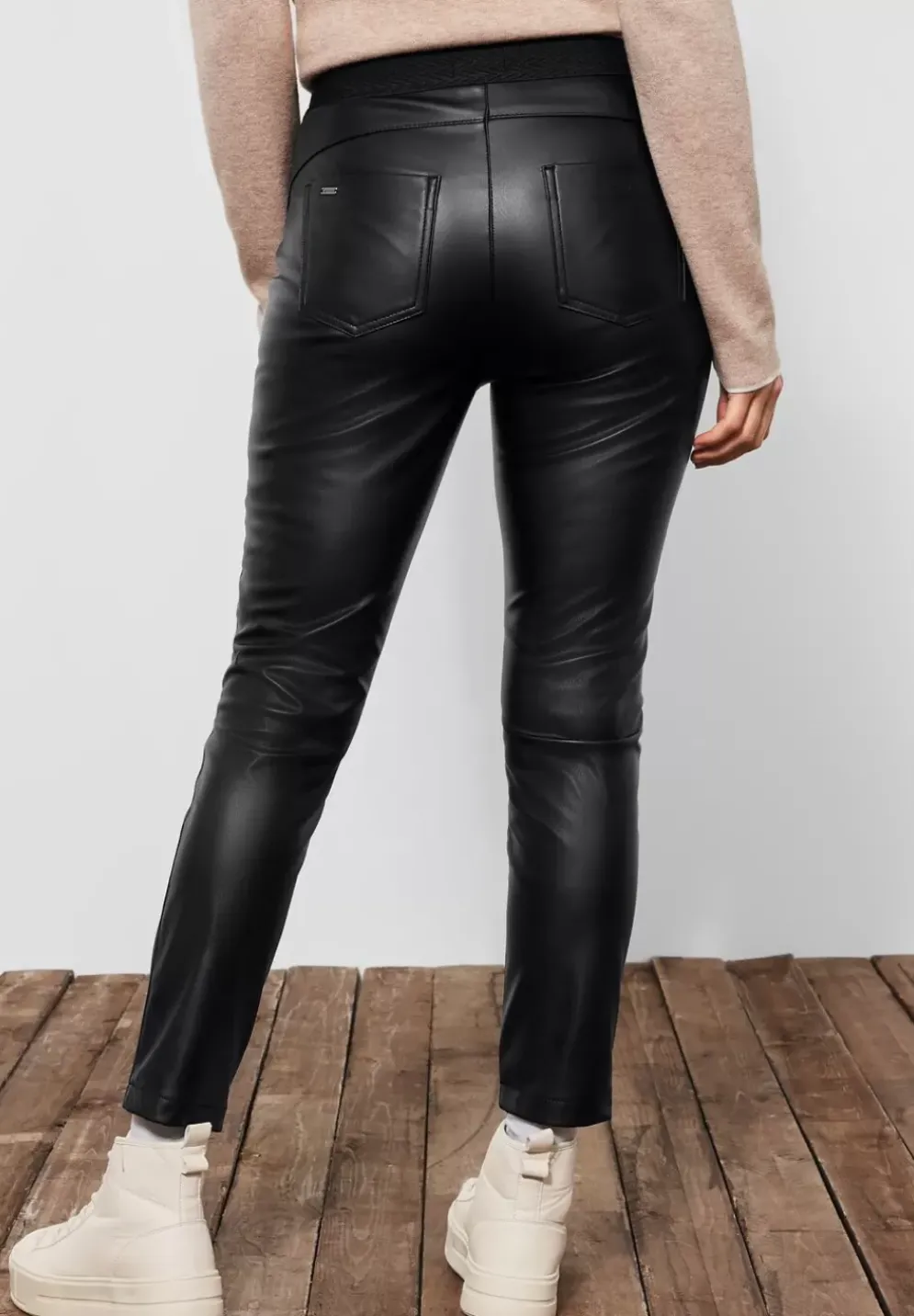 Skinny Fit Hose