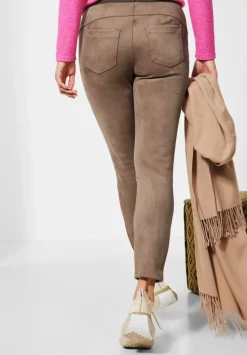 Skinny Fit Hose In Velours