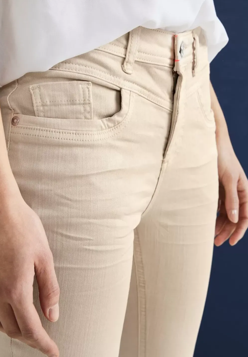 Slim Fit Color Stretch Jeans