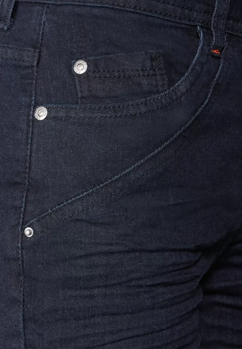 Slim Fit In Inch 26