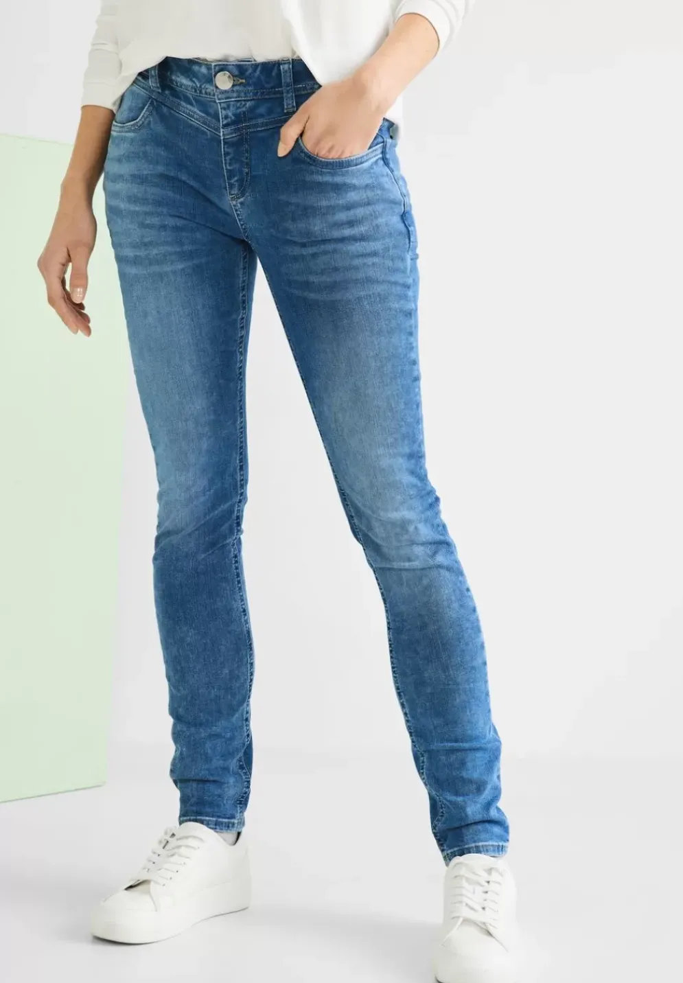 Slim Fit Jeans