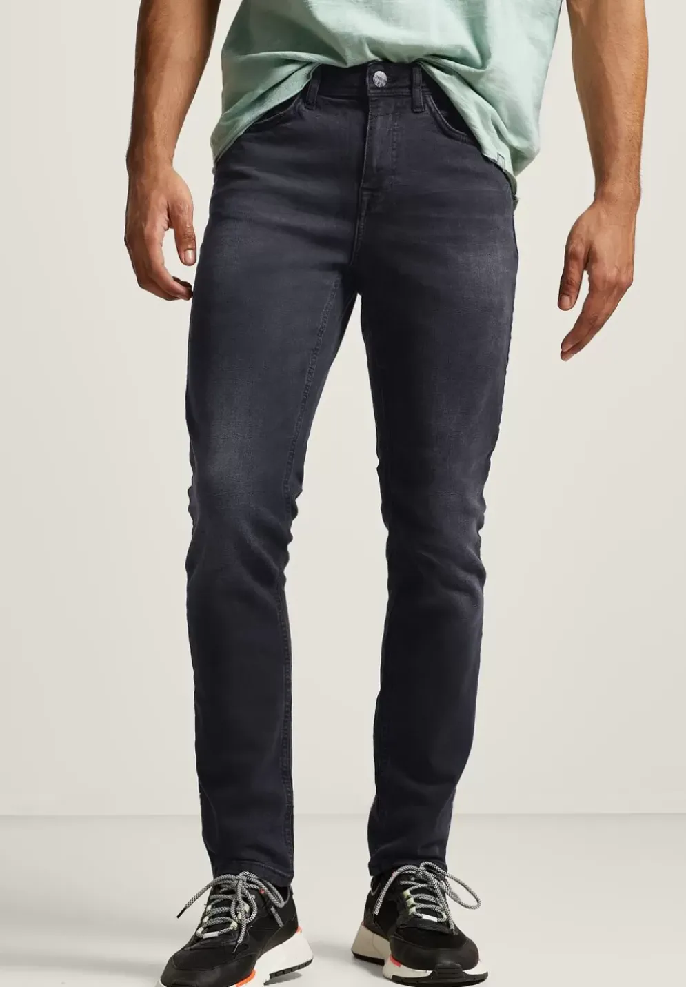Slim Fit Jeans