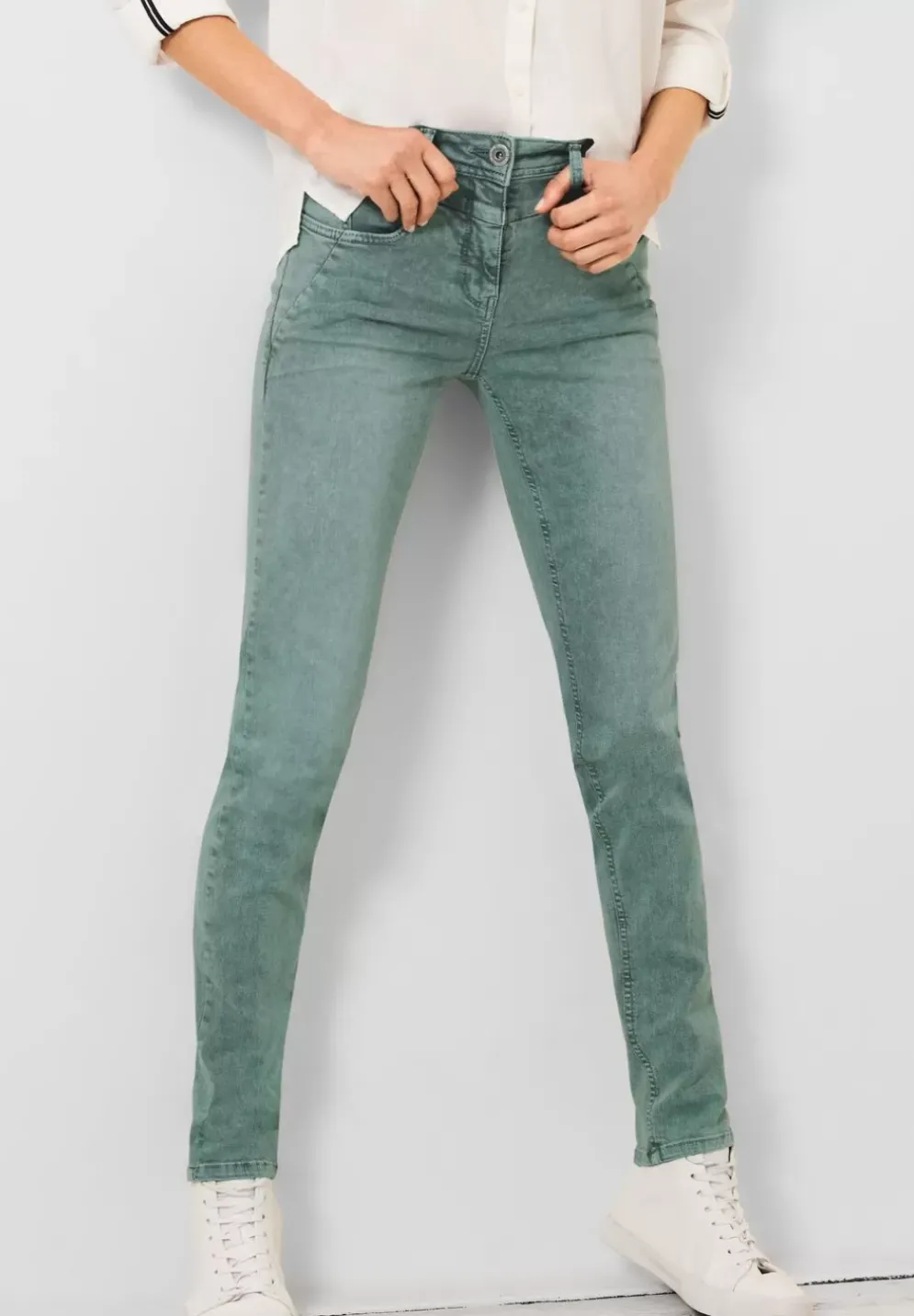 Slim Fit Jeans
