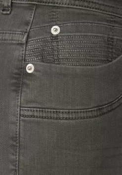 Slim Fit Jeans In High Waist