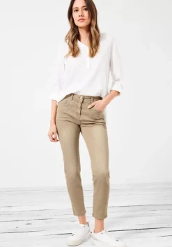 Slim Fit Jeans In High Waist