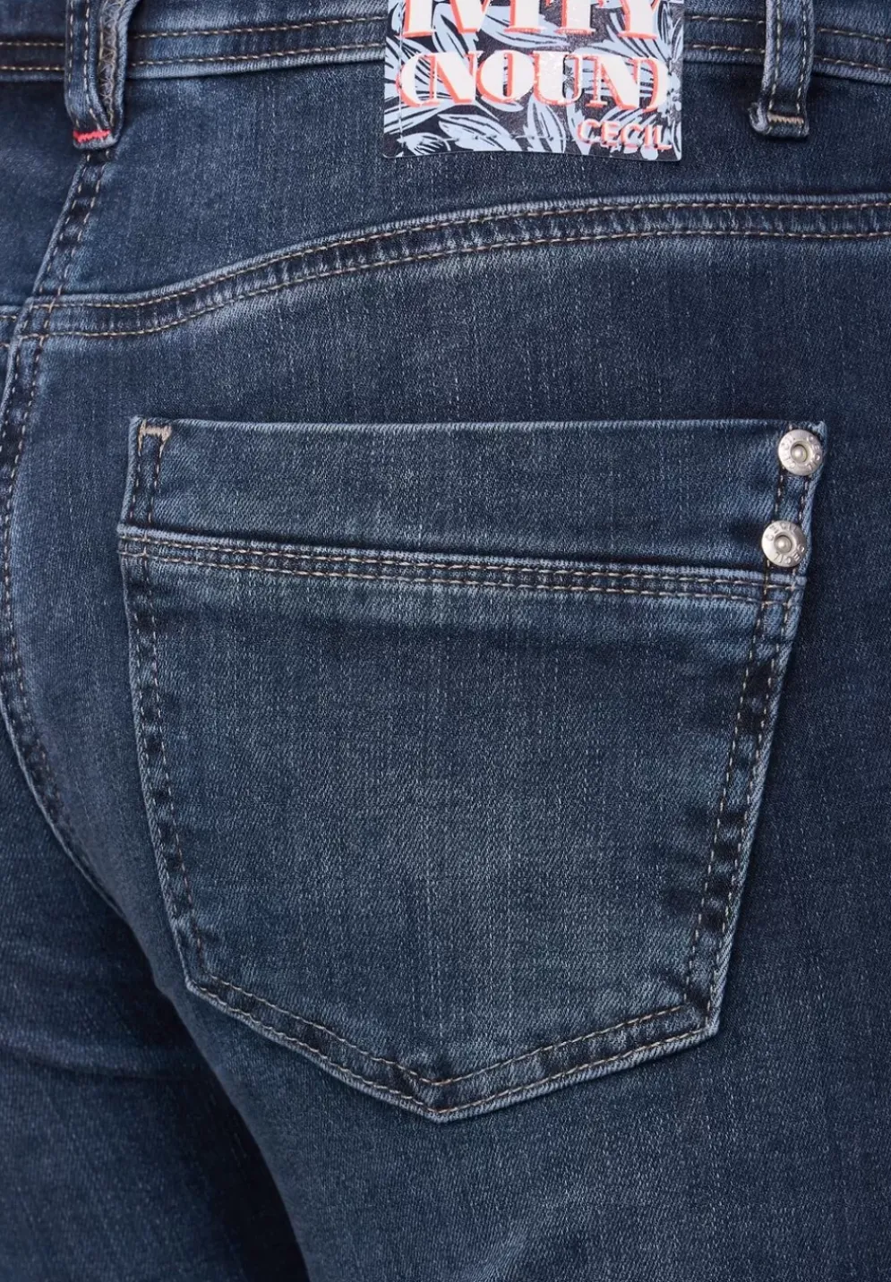 Slim Fit Jeans Mit Stretch