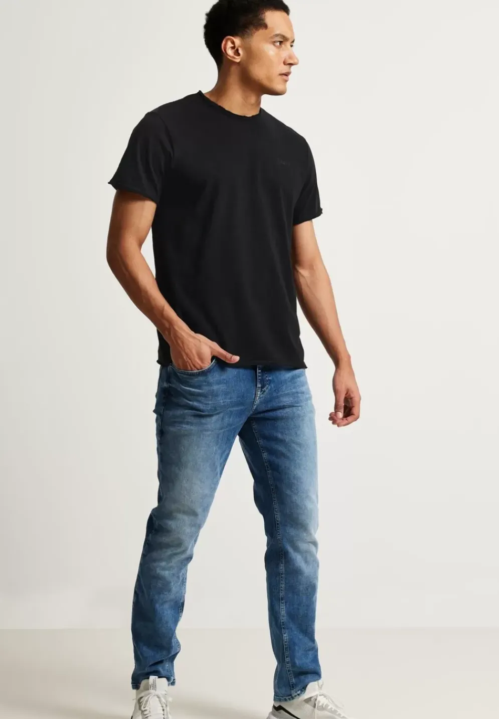 Slub T Mit Offenen Kanten