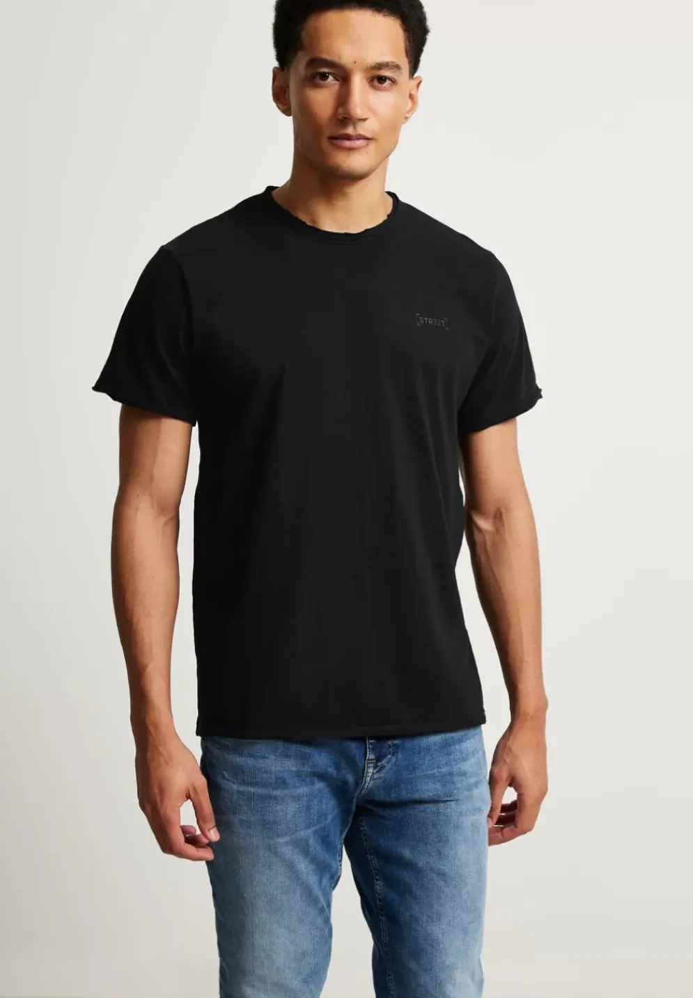 Slub T Mit Offenen Kanten