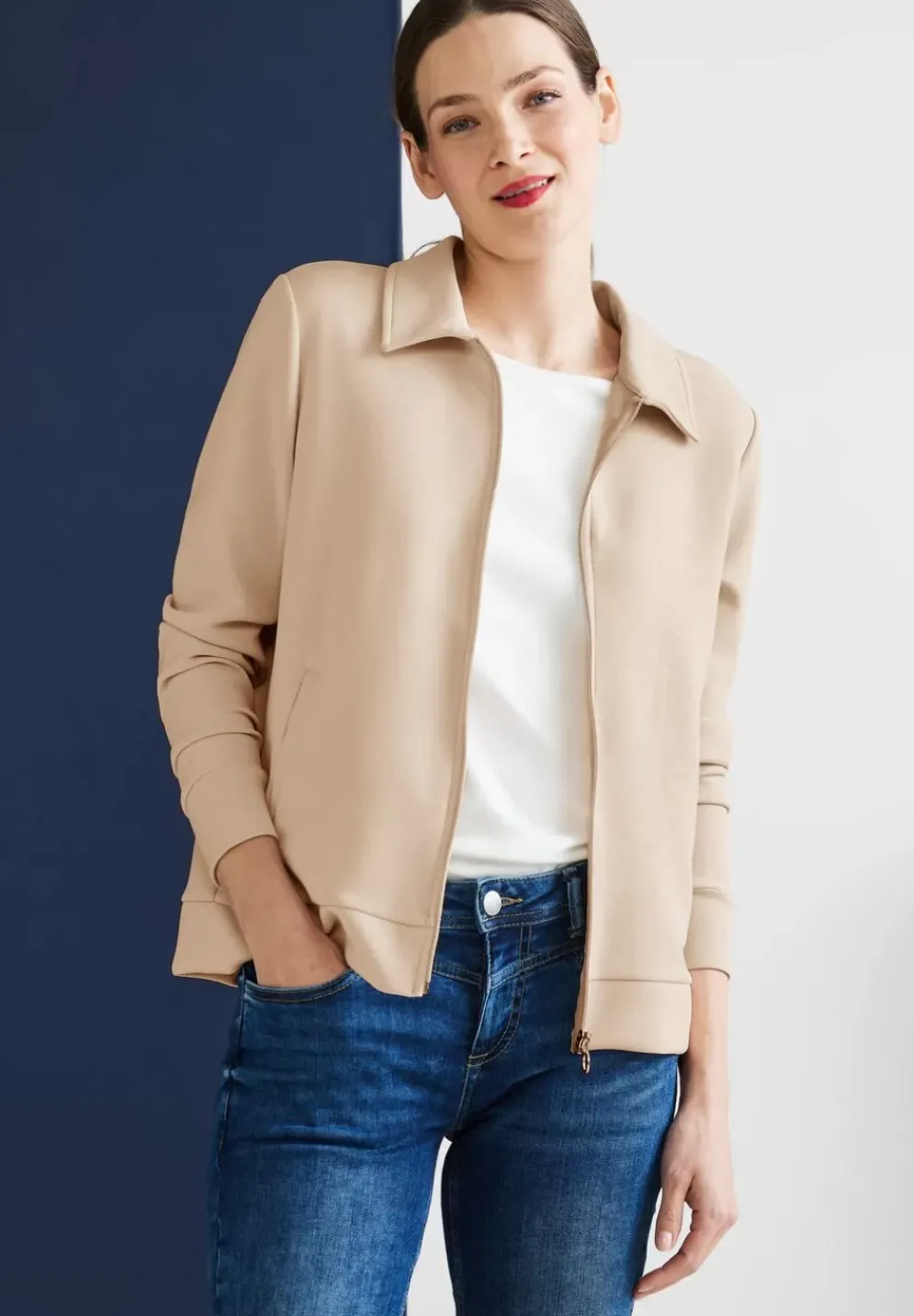 Softe Zipper Kurzjacke