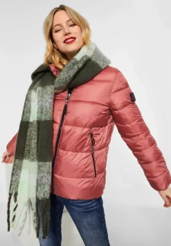 Steppjacke Mit Hohem Kragen