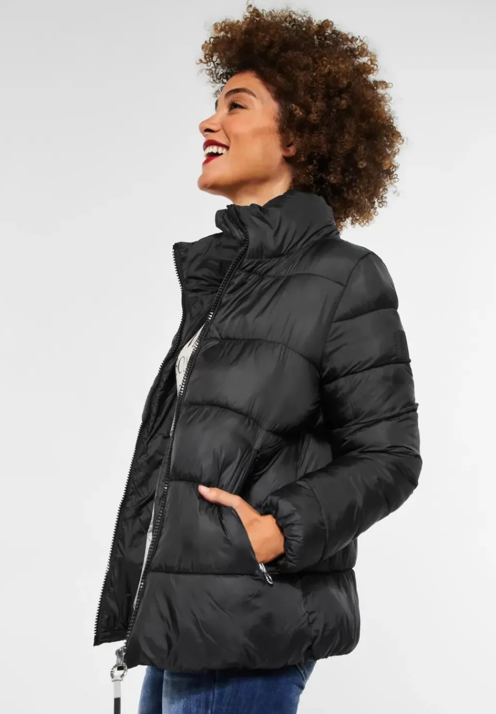 Steppjacke Mit Hohem Kragen