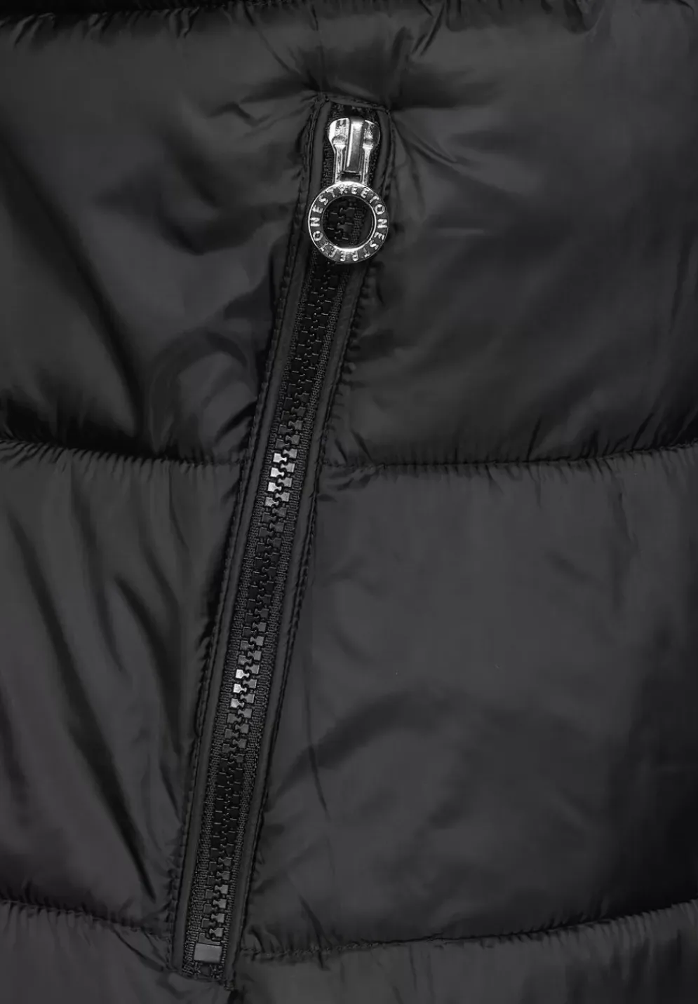 Steppjacke Mit Hohem Kragen