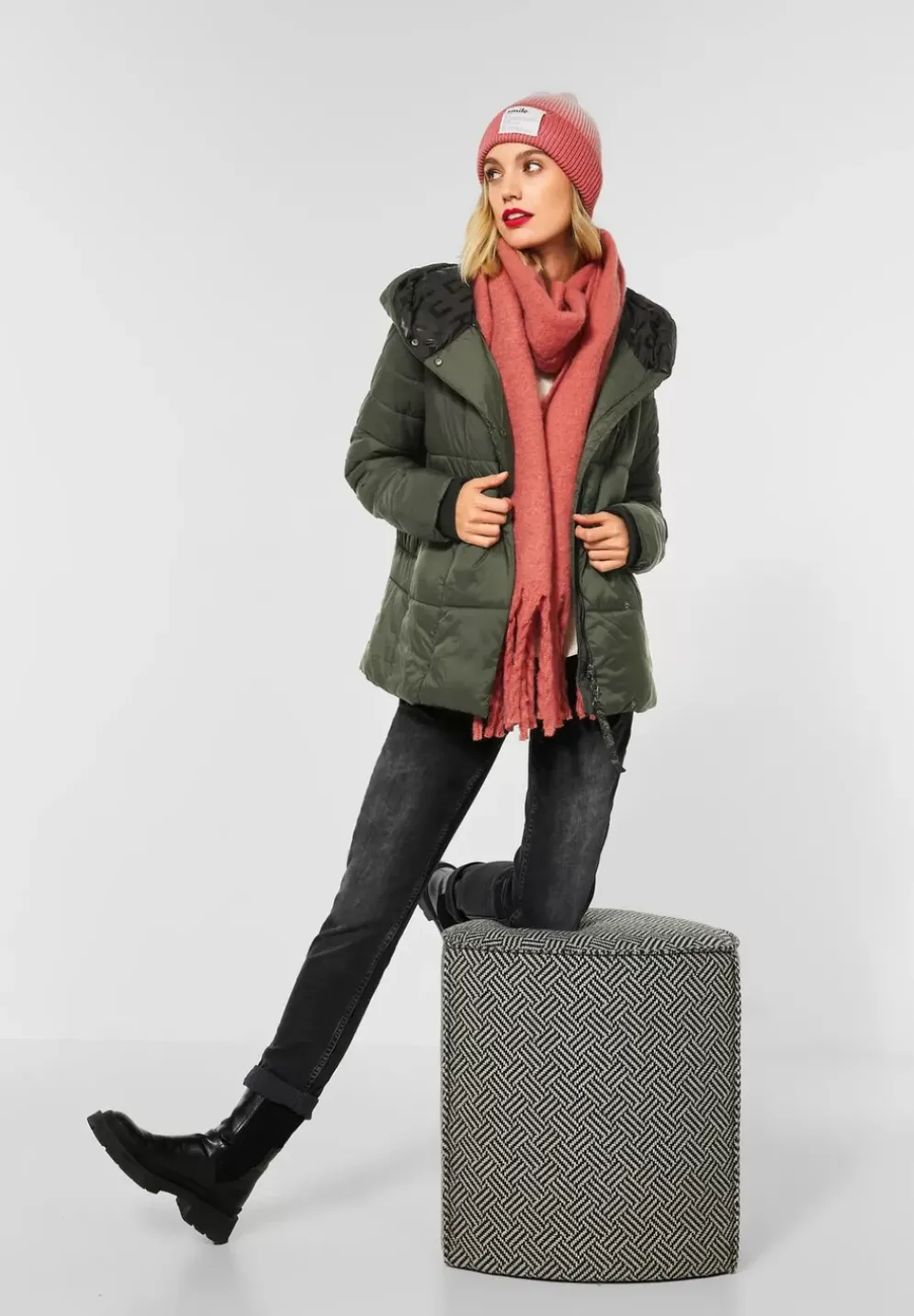 Steppjacke Mit Kapuze