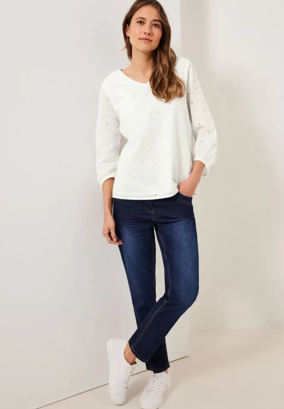Stickerei Bluse Mit 3/4 Arm