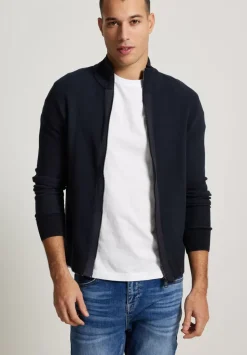 Struktur Strickjacke