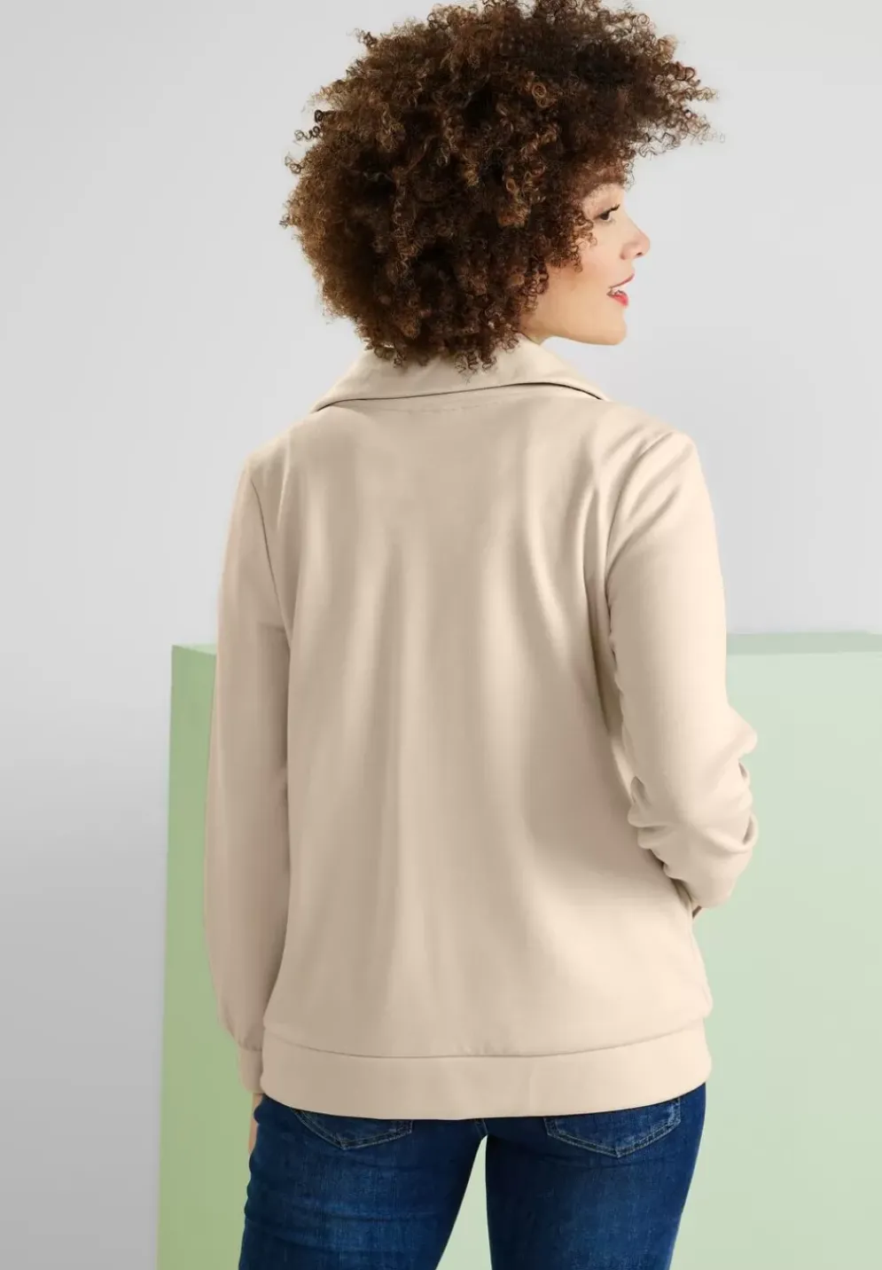 Sweatjacke Mit Stehkragen
