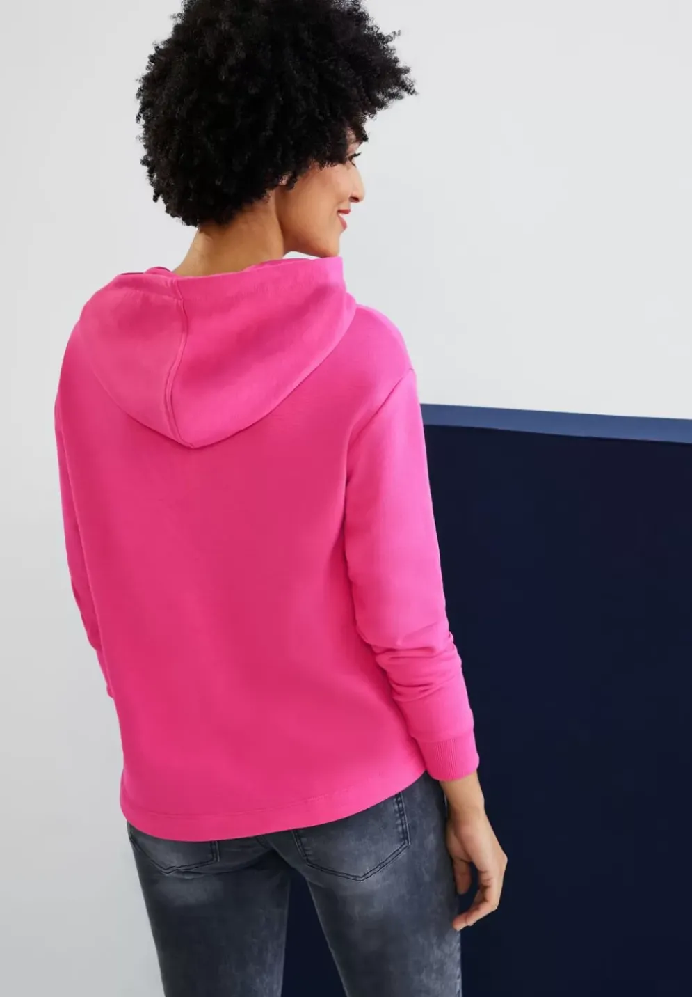 Sweatshirt Mit Kapuze