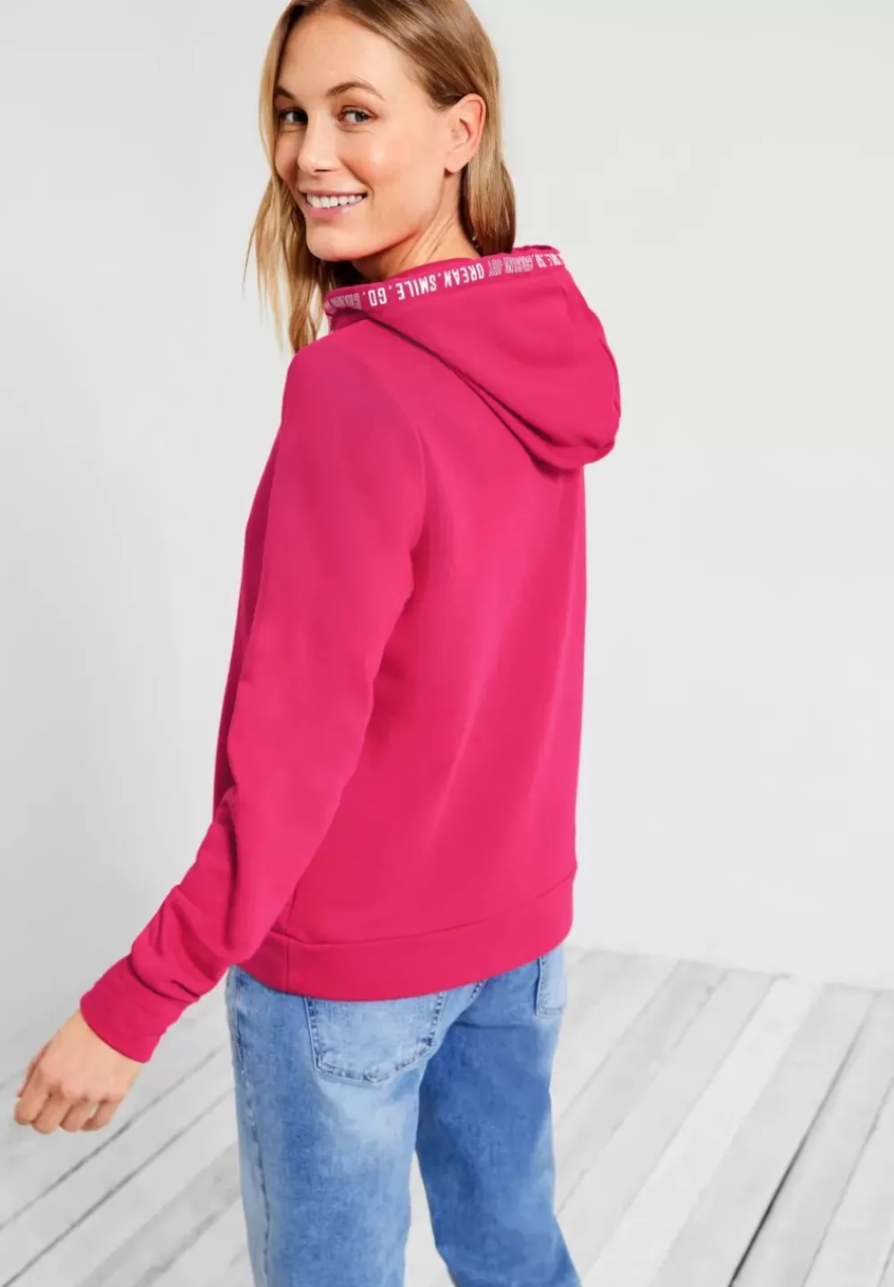 Sweatshirt Mit Kapuze