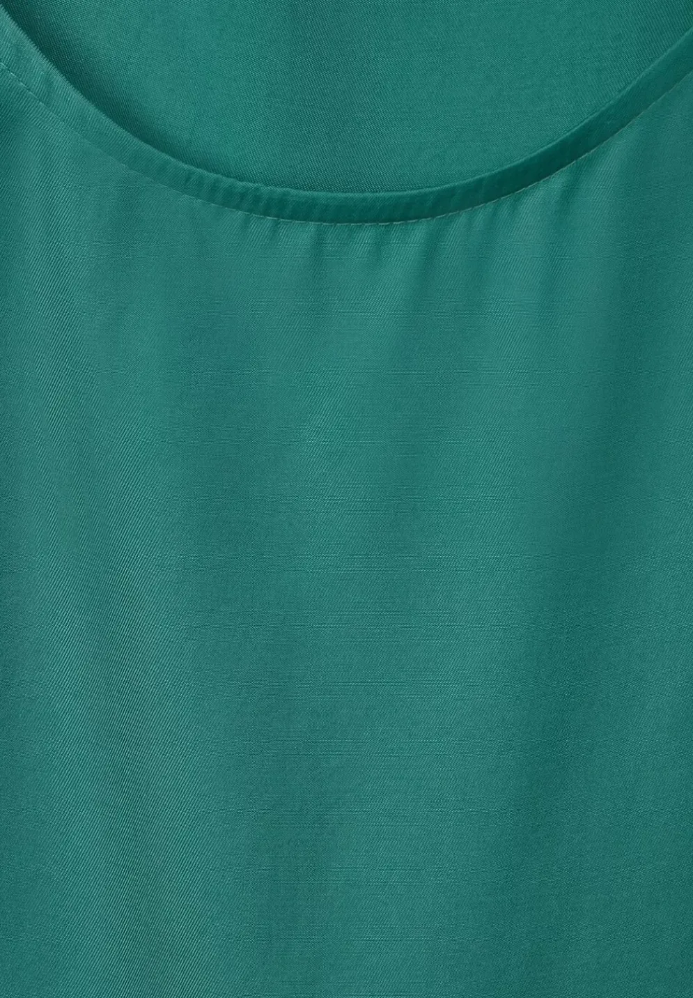 Top Im Satin Look