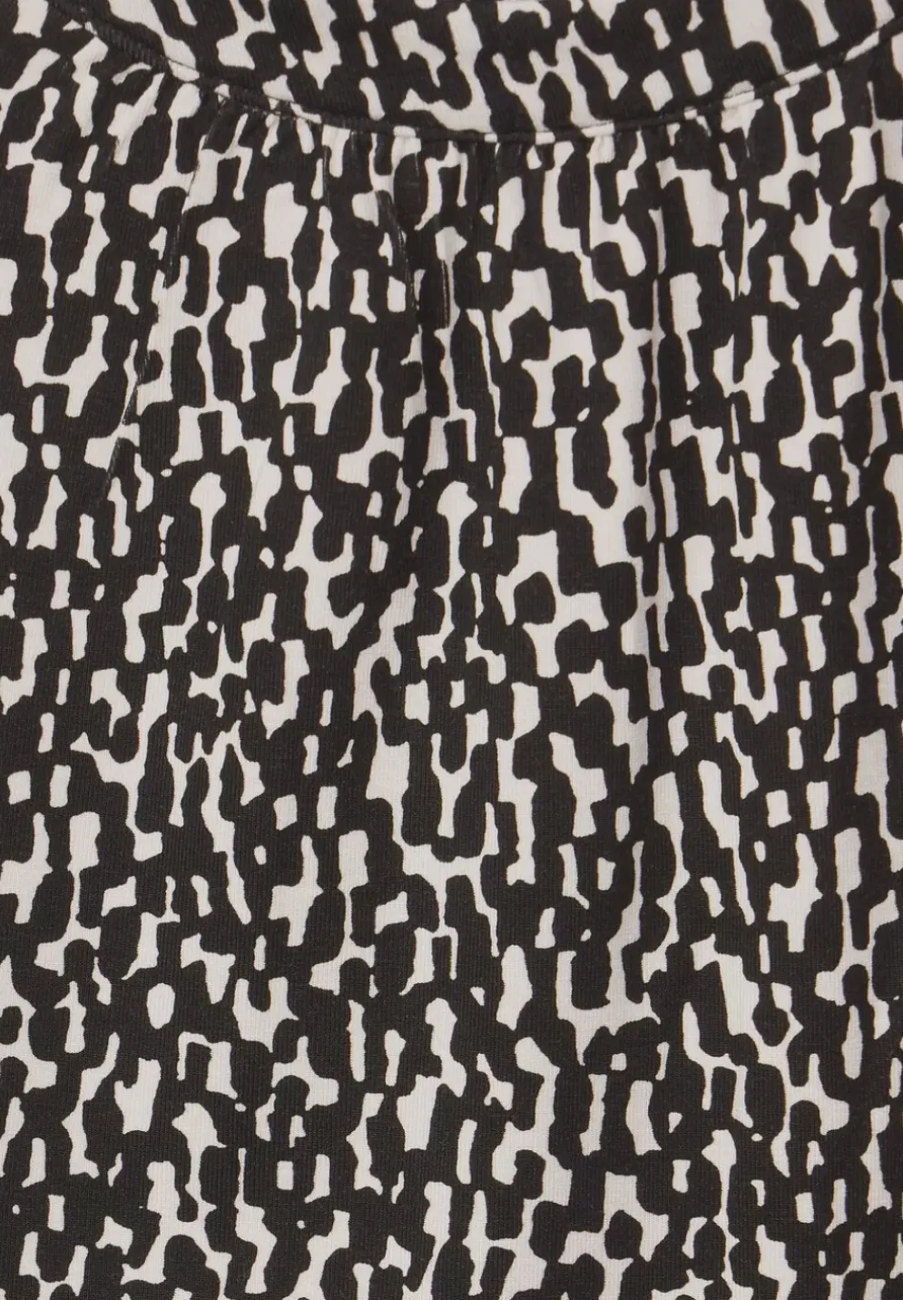 Top Mit Minimalprint