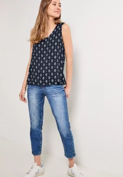 Top Mit Minimalprint