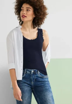 Top Mit Spitzendetail