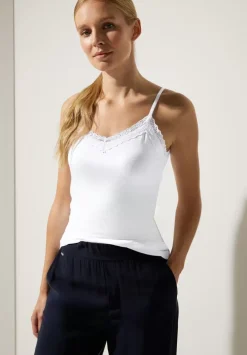 Top Mit Spitzendetail